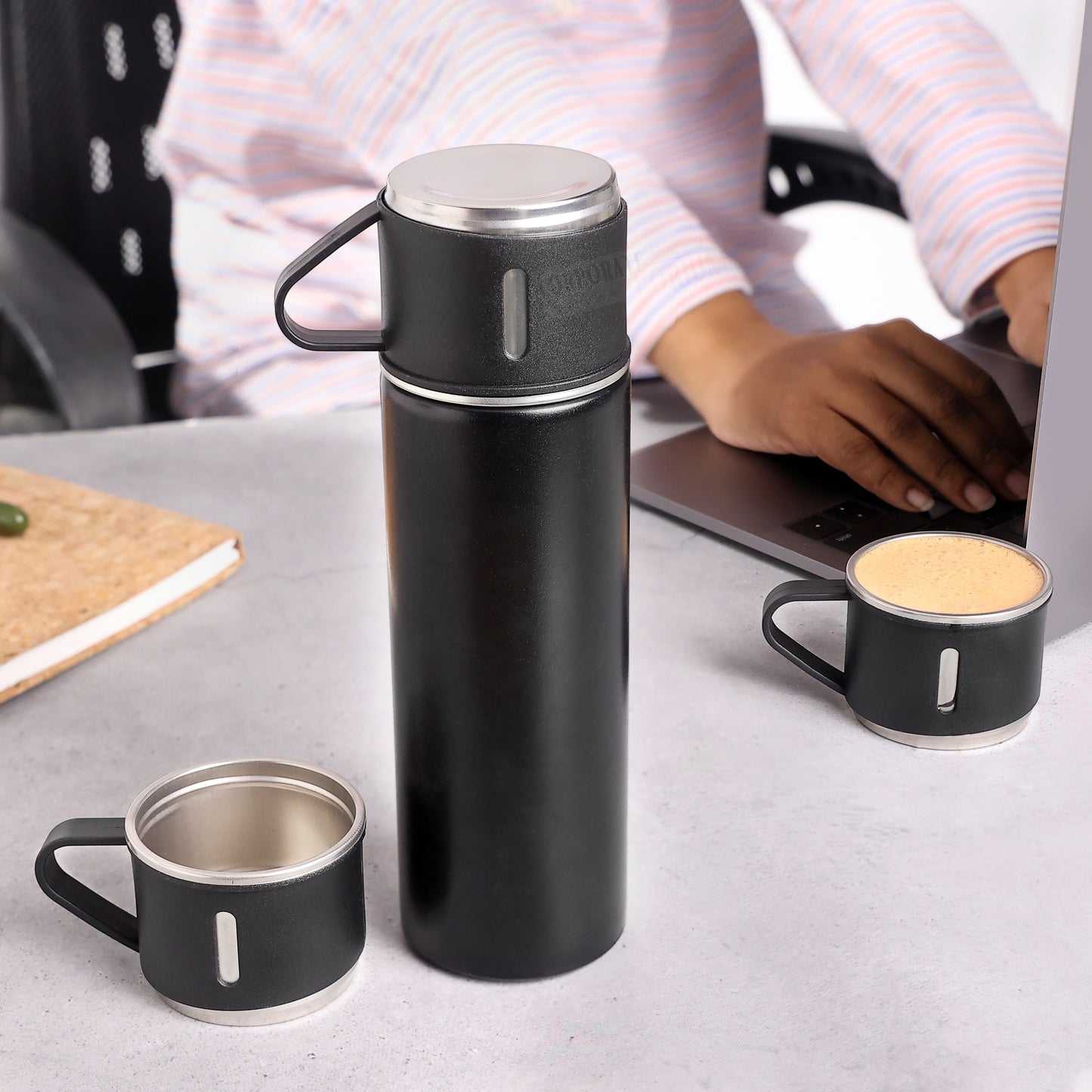 Stainless Steel Double Wall Thermo Bottle Gift Set (500ml, Black Edition)