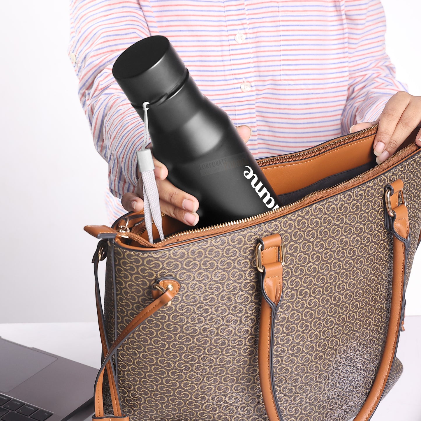 Personalized Stainless Steel Bottle 1L | Leak-Proof | GiftGlow | (H241-A Edition)